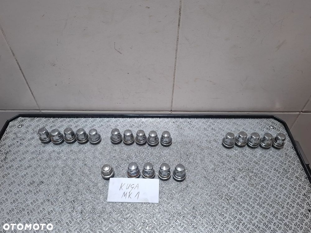 Nakrętki kół komplet chrom Ford Kuga Mk1 2012 rok - 1