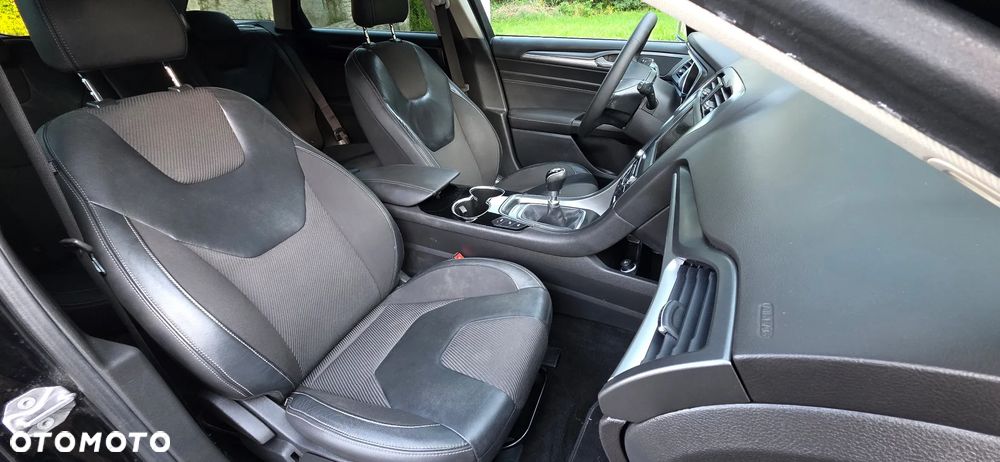Ford Mondeo - 9