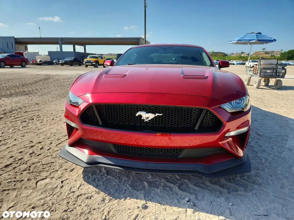 Ford Mustang 5.0 V8 GT - 6