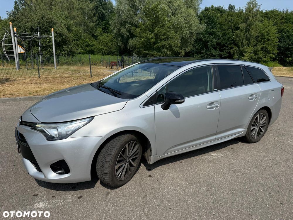 Toyota Avensis 1.8 Prestige MS - 1