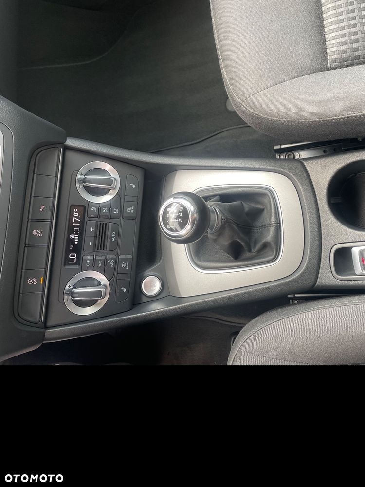Audi Q3 2.0 TDI Design - 24