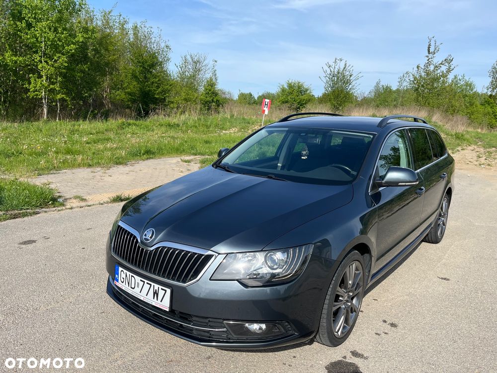 Skoda Superb 2.0 TDI Green tec DSG Ambition - 1
