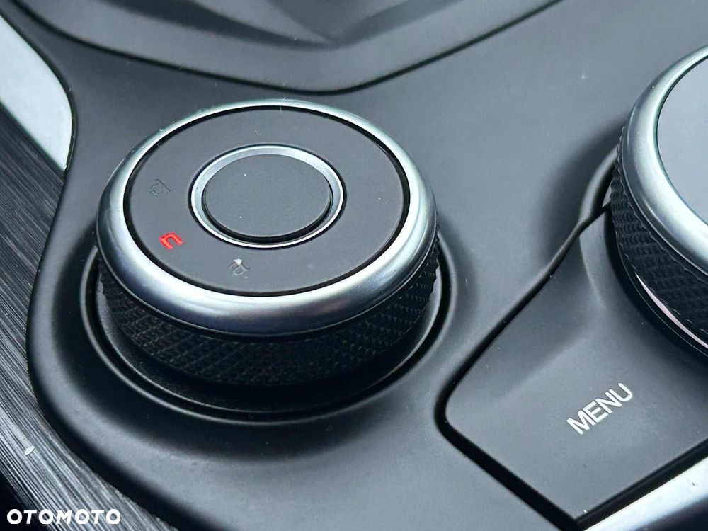 Alfa Romeo Giulia - 34