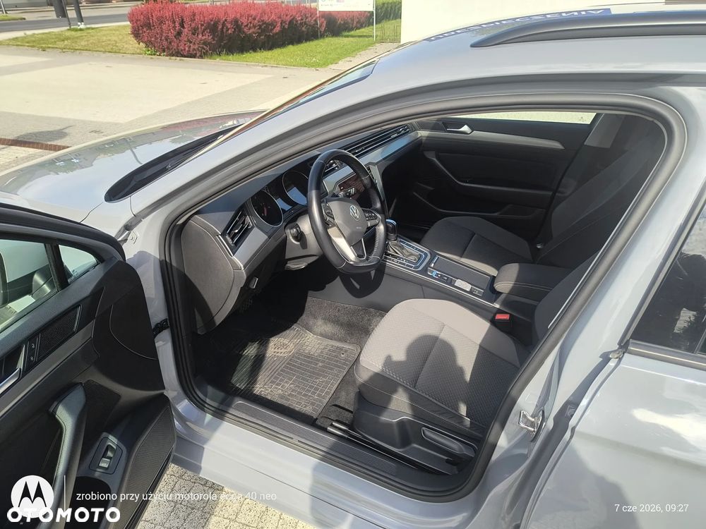 Volkswagen Passat 2.0 TDI EVO Elegance DSG - 19
