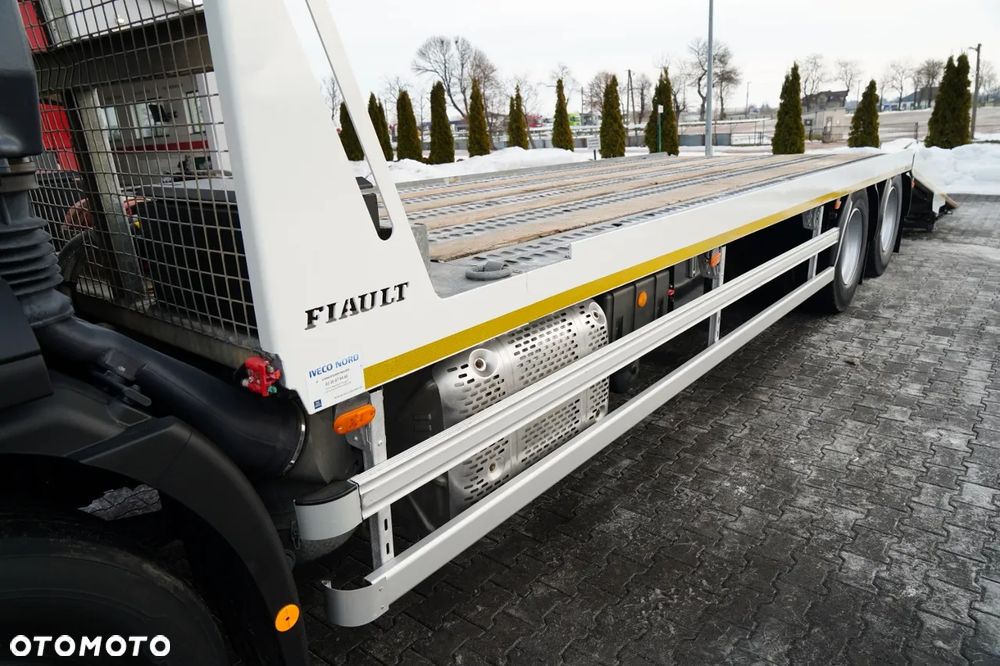 Iveco STRALIS 360 / 6X2 /  LAWETA / PLATFORMA 9,3 M / NAJAZDY HYDRAULICZNE / WYCIĄGARKA / OŚ PODONOSZONA  / EURO 6 - 10