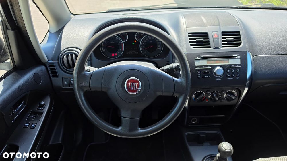 Fiat Sedici 1.6 16V 4x2 Easy - 9