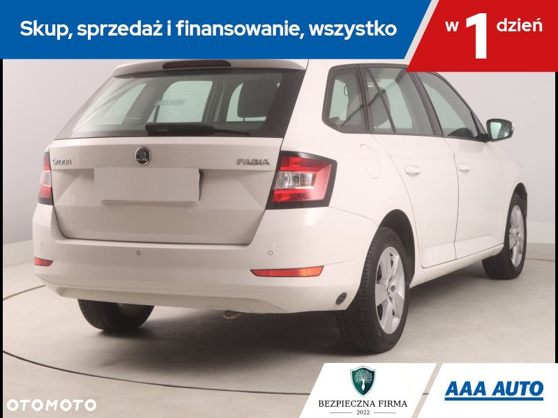Skoda Fabia - 6