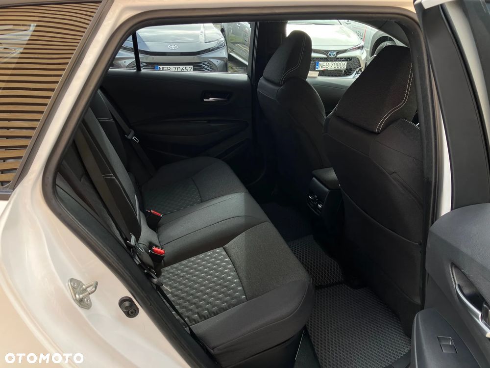 Toyota Corolla 1.8 Hybrid Comfort - 20