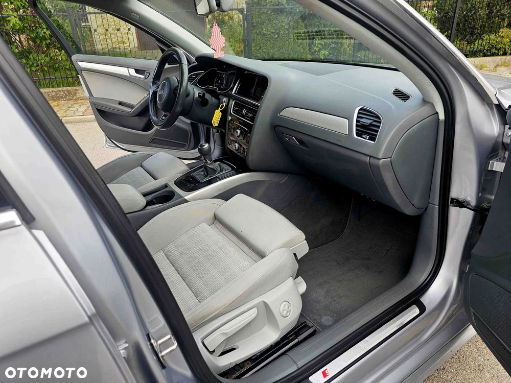 Audi A4 Limousine 2.0 TFSI S line Sportpaket (plus) - 19