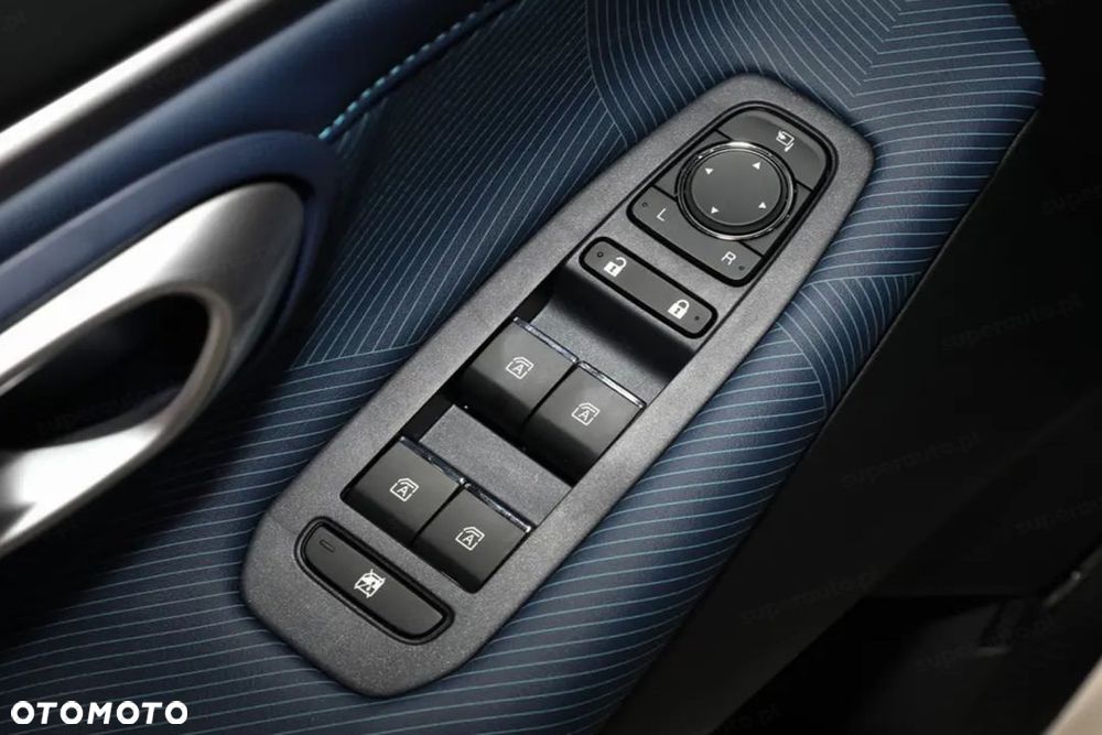 GAC Emzoom 1.5T Luxury DCT - 6