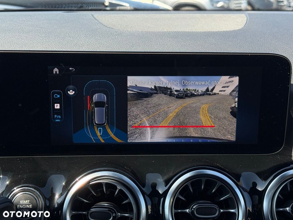 Mercedes-Benz GLA 200 d AMG Line - 24