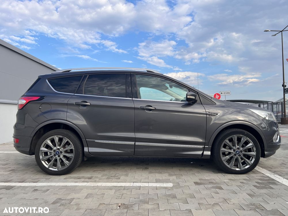 Ford Kuga 2.0 TDCi 4WD Powershift Vignale - 8