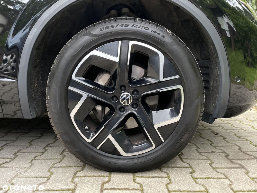 Volkswagen Touareg - 21