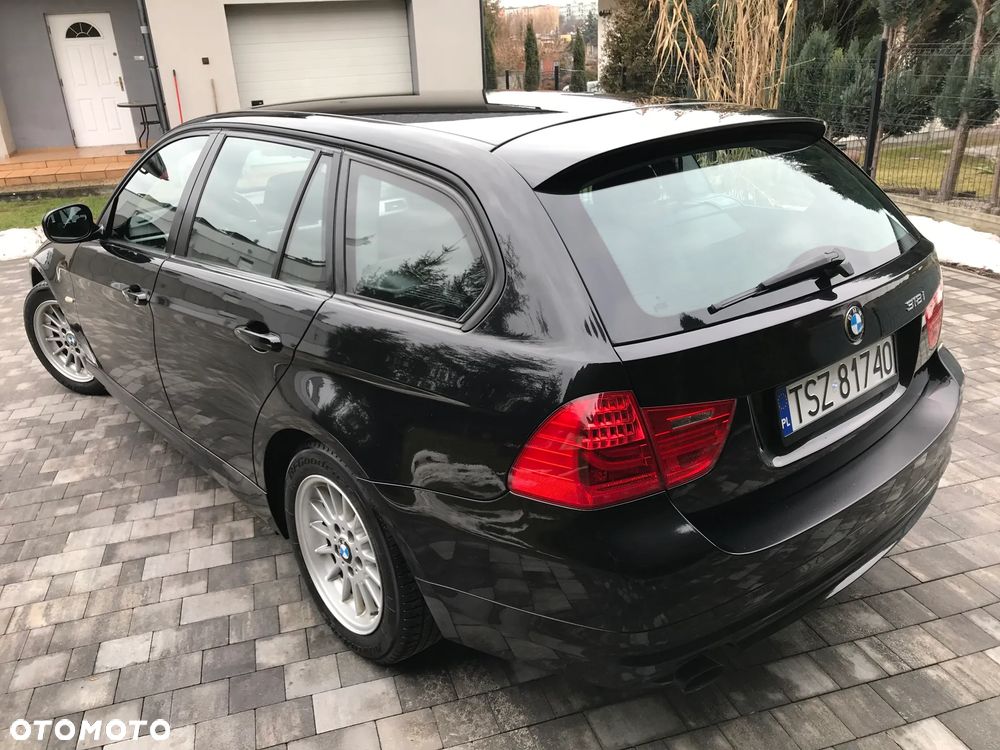 BMW Seria 3 318i - 4