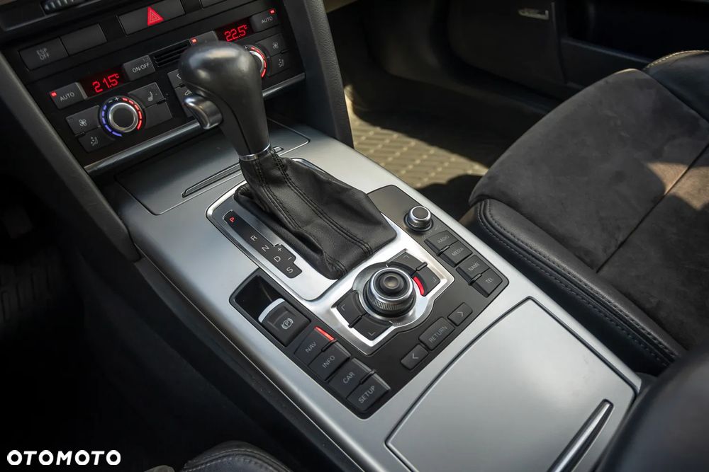 Audi A6 Avant 2.7 TDI DPF quattro tiptronic - 27