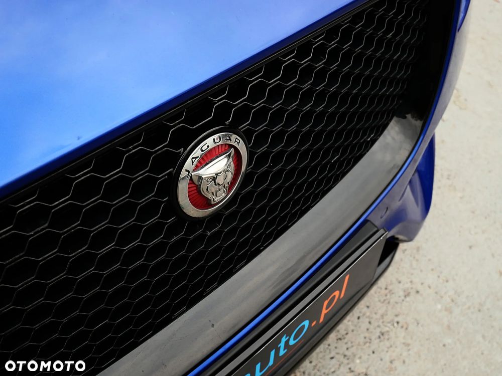 Jaguar F-Pace 2.0 i4P AWD R-Sport - 19