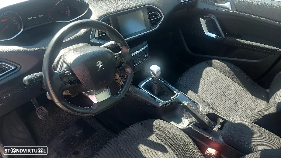 Peugeot 308 SW e-HDi 115 Stop & Start Allure - 6