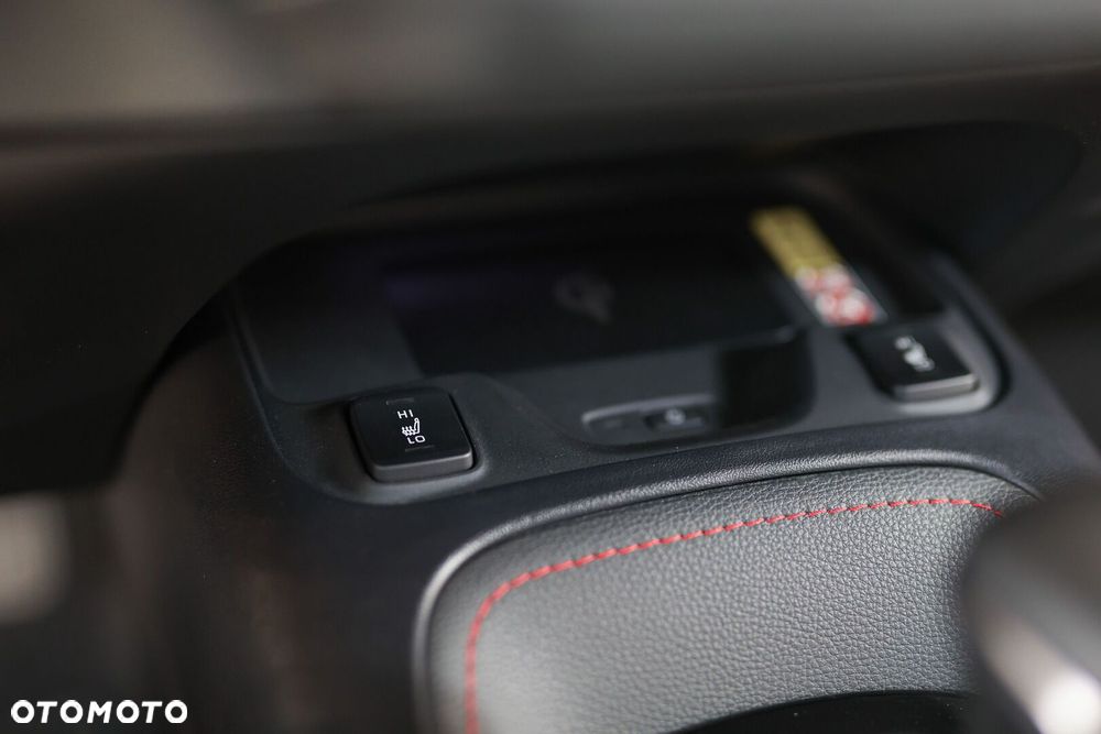 Toyota Corolla 2.0 Hybrid GR Sport Dynamic - 38