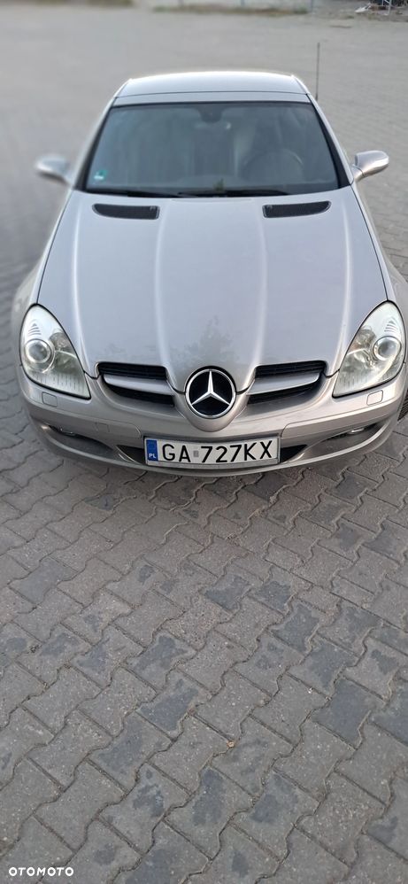 Mercedes-Benz SLK - 11