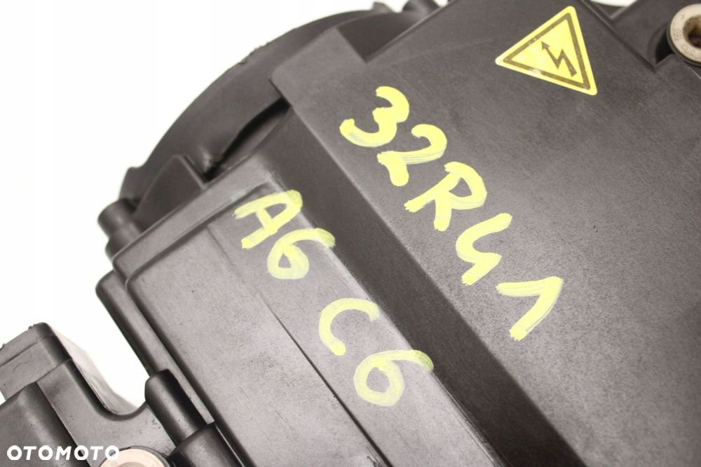 AUDI A4 B7 REFLEKTOR PRAWY LAMPA PRAWA PRZEDNIA PRZÓD XENON - 8