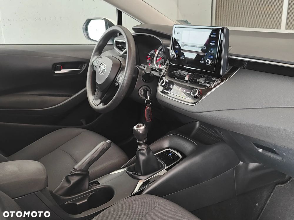 Toyota Corolla 1.6 Active - 21