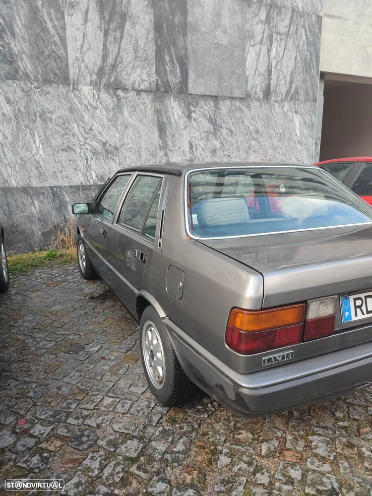 Lancia Prisma 1.6 - 6