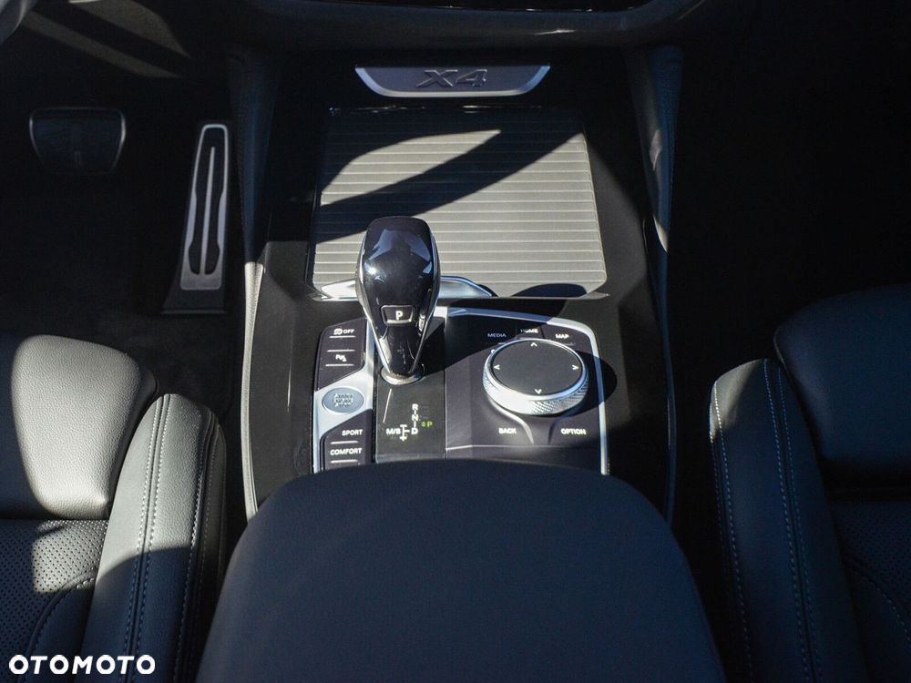 BMW X4 - 36