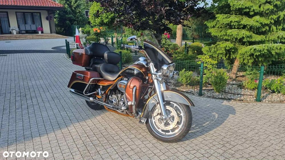Harley-Davidson Touring Road King - 1