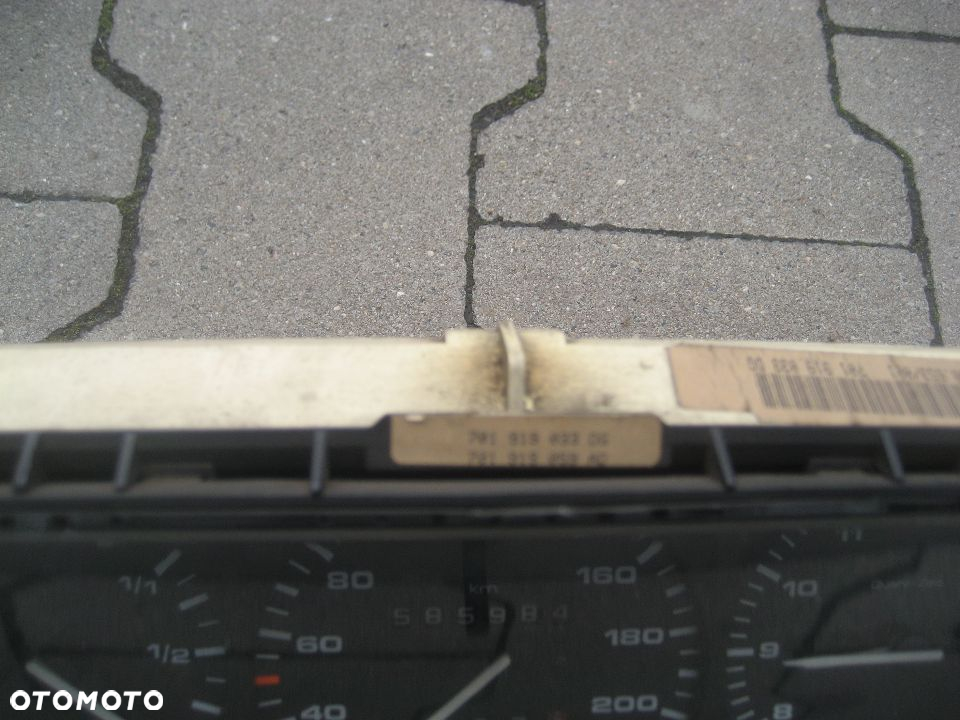 vw t4 2,0 benzyna 92-95r licznik zegar 701919033dg - 2