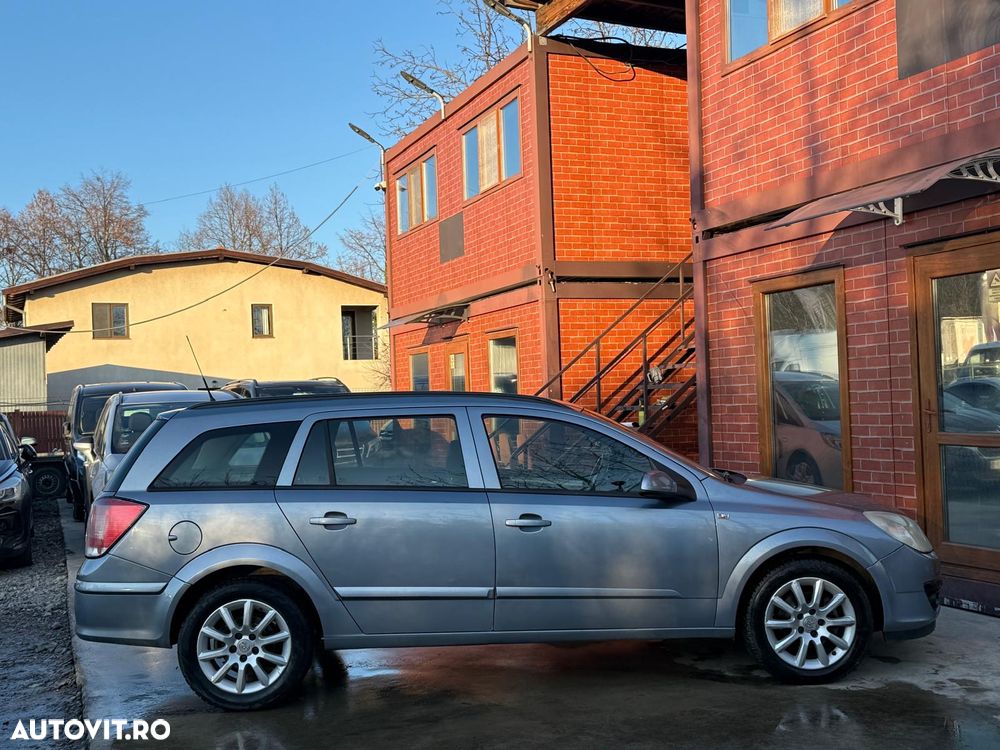 Opel Astra 1.7 CDTI Caravan - 26