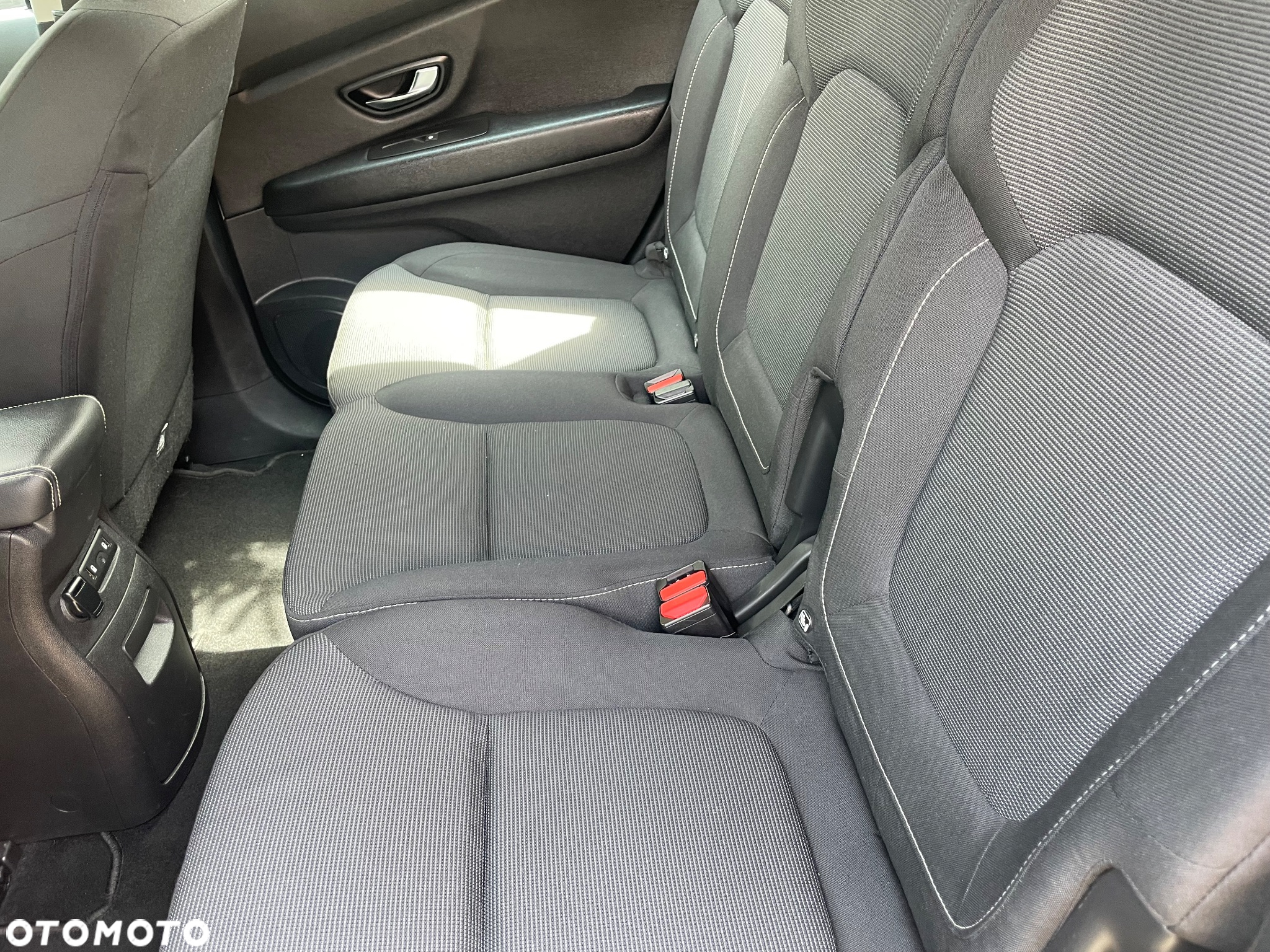 Renault Scenic 1.7 Blue dCi Zen - 15