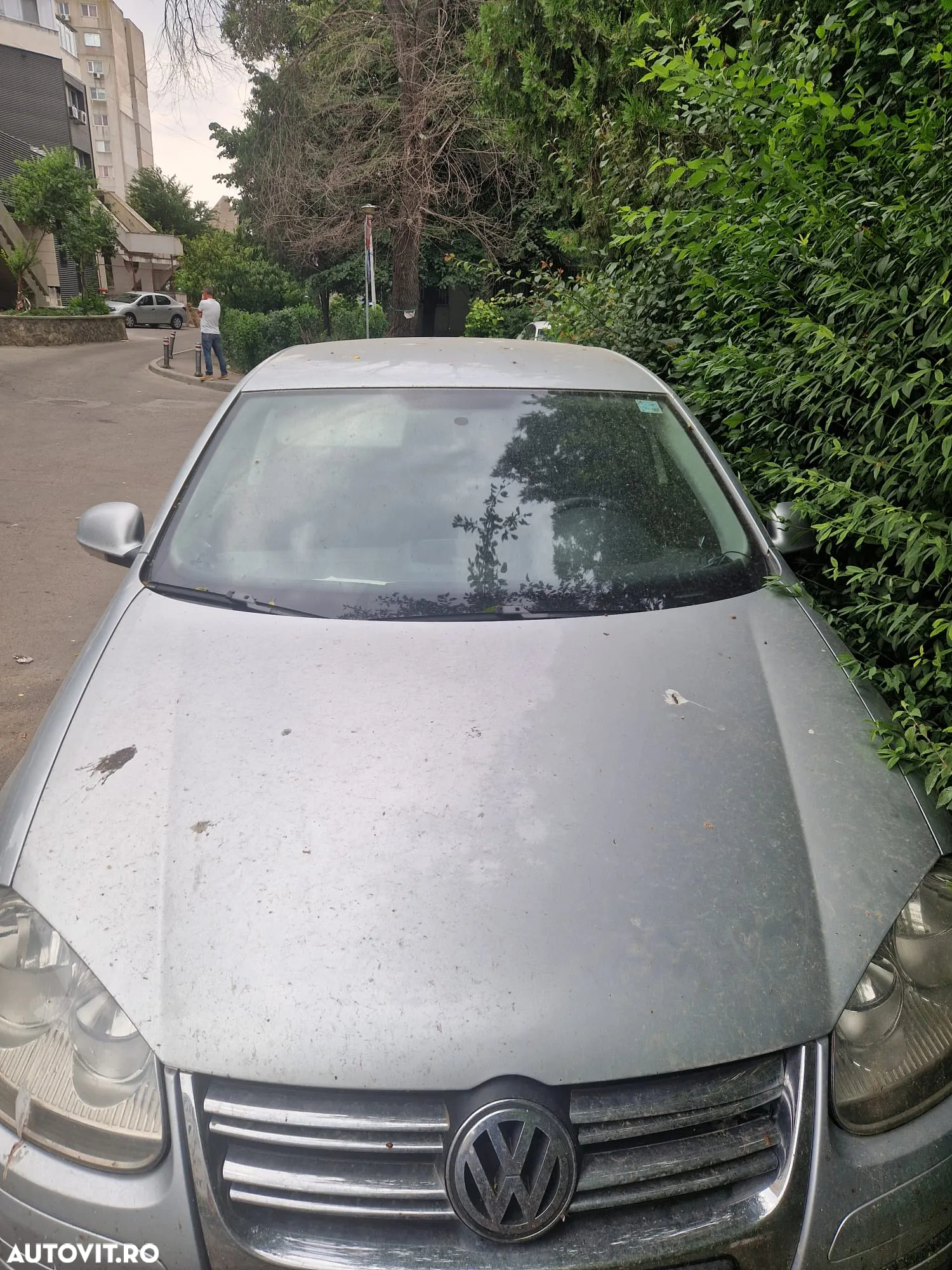 Volkswagen Jetta 1.9 TDI Comfortline - 2