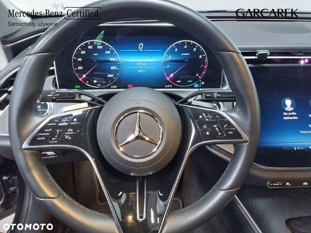 Mercedes-Benz Klasa E - 15