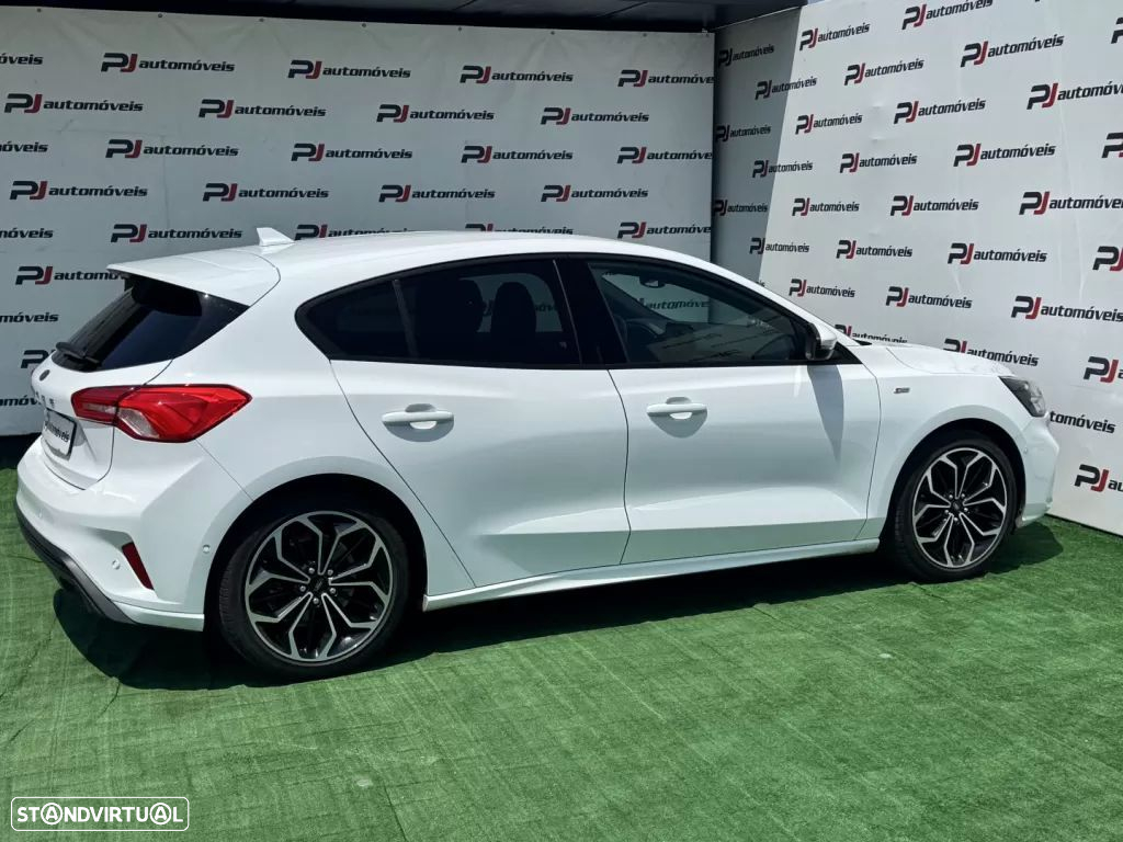 Ford Focus 1.0 EcoBoost ST-Line - 10