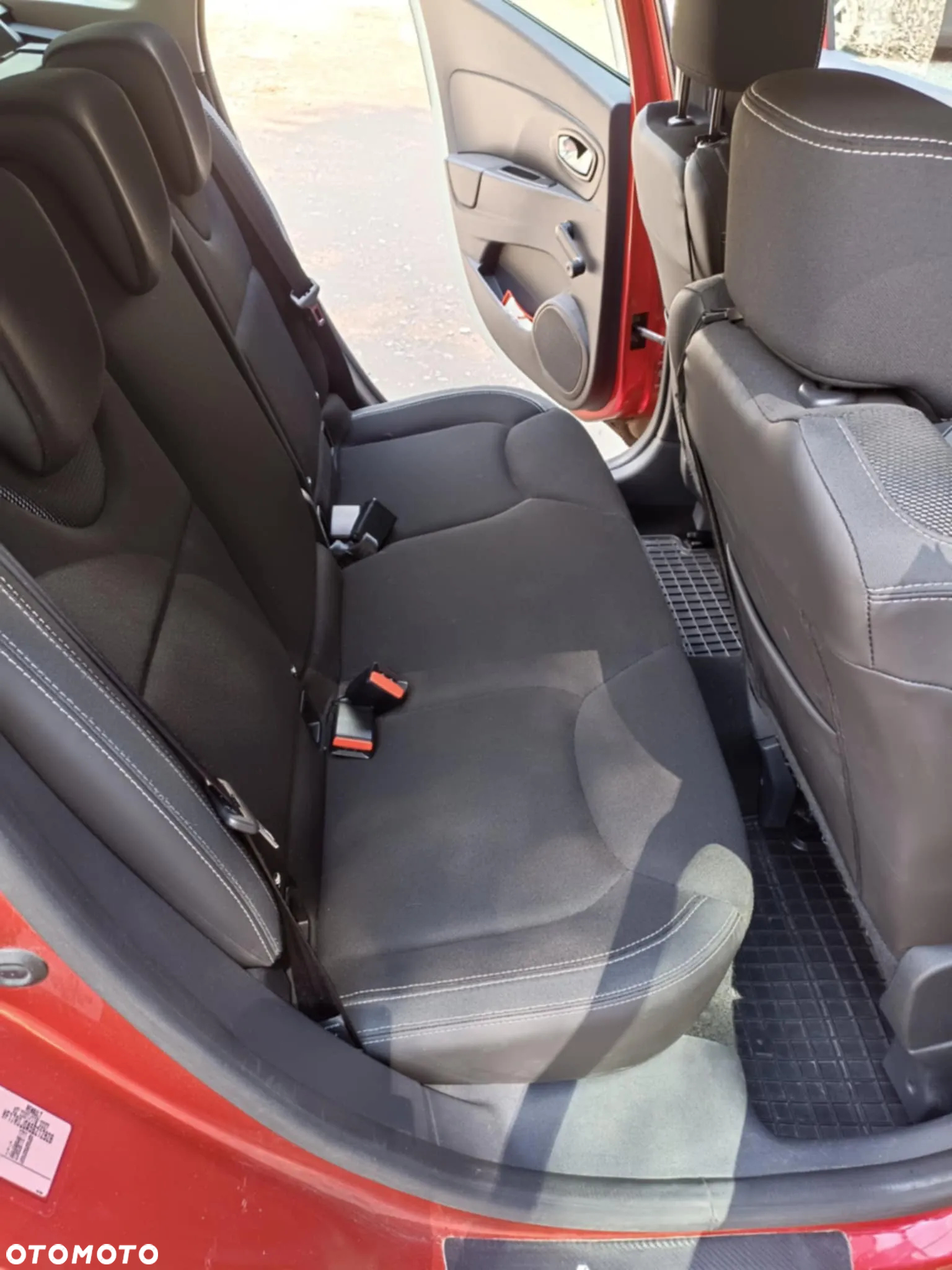 Renault Clio - 6