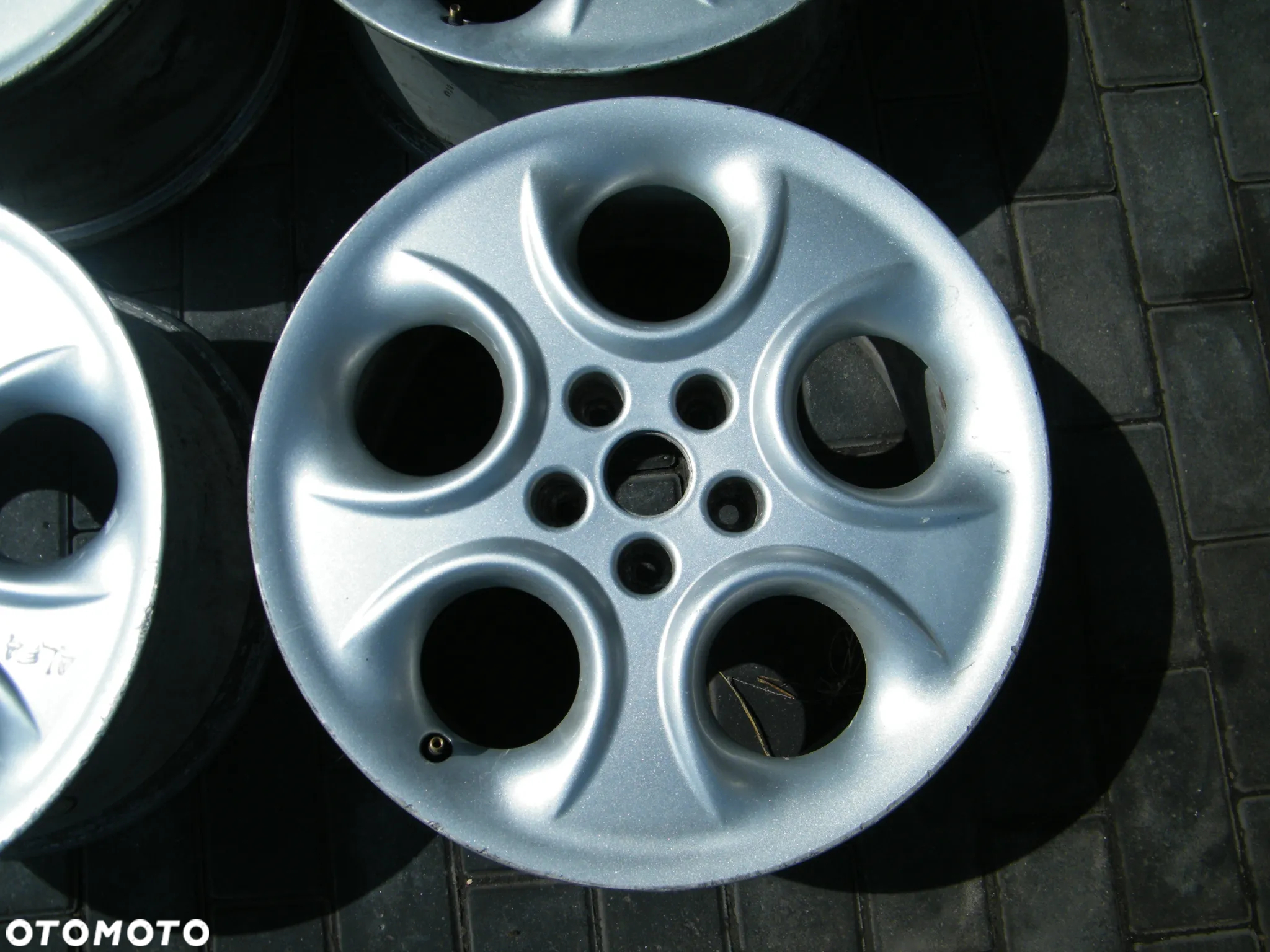 Felgi aluminiowe alufelgi komplet 5x108 ET41/ 7,5J x 17 otwór 59 - 3