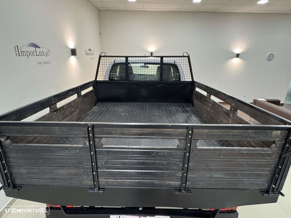 Toyota Hilux 2.4 D-4D 4WD CD CH - 7