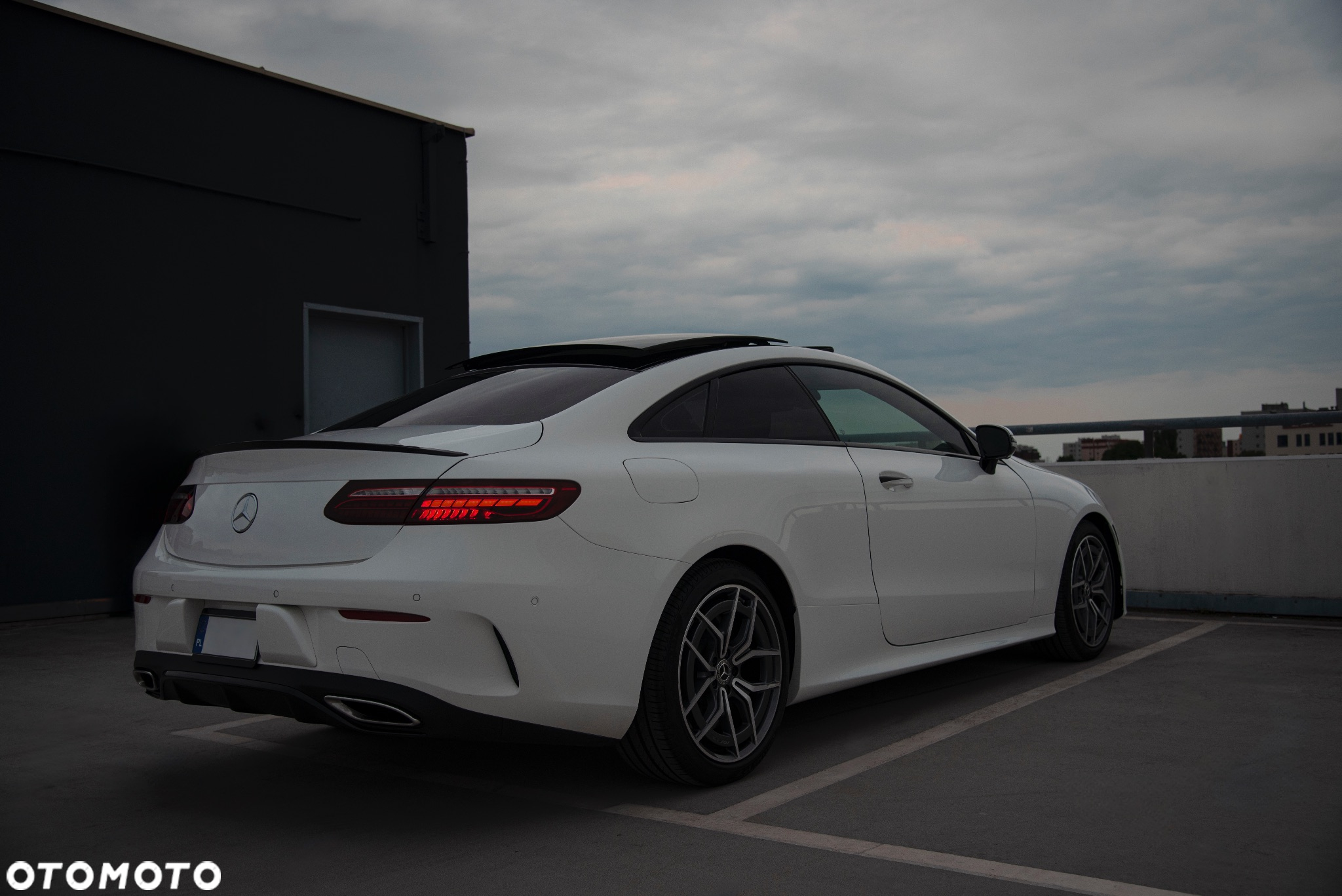 Mercedes-Benz Klasa E - 12