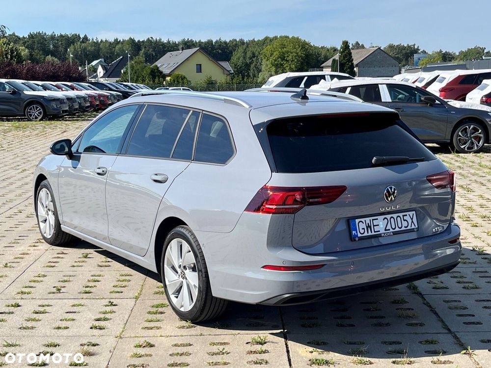 Volkswagen Golf - 5