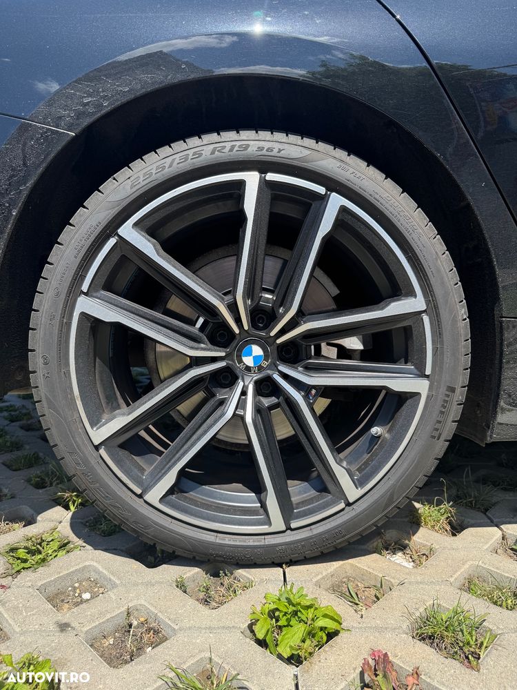 BMW 3 Series 2022 — imagine 12