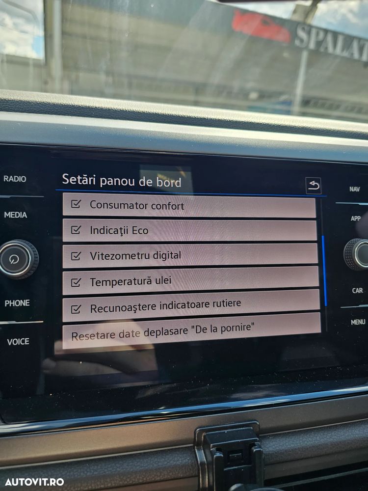 Volkswagen Polo 1.0 TSI DSG R-Line - 12
