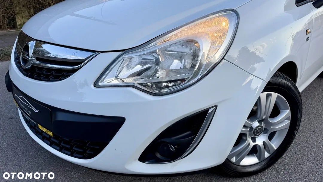 Opel Corsa 1.4 16V EcoFLEX Start-Stop Innovation - 2