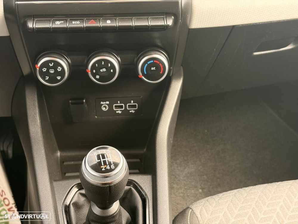 Renault Clio 1.0 TCe Evolution Bi-Fuel - 17