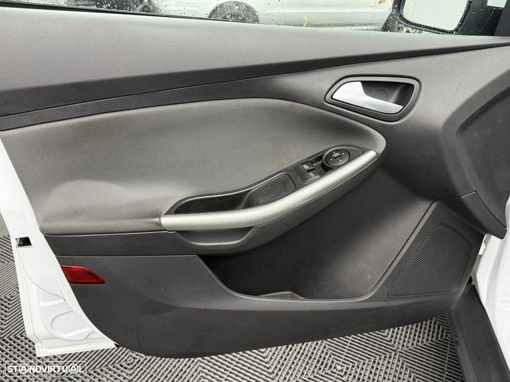 Ford Focus 1.6 TDCi Trend - 10