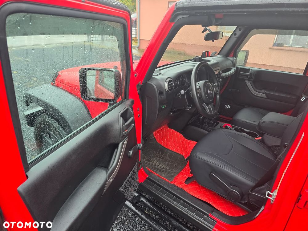 Jeep Wrangler - 9