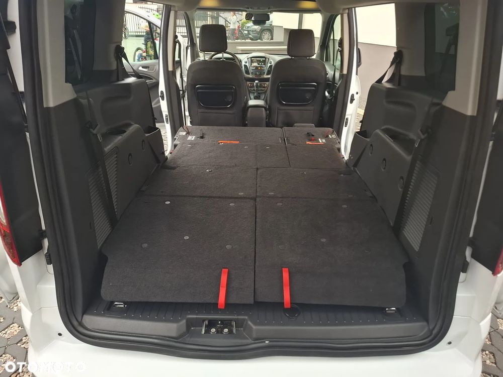 Ford Tourneo Connect Grand - 15
