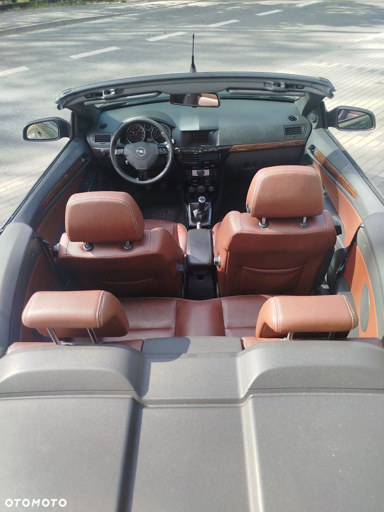 Opel Astra 1.8 Cosmo - 29