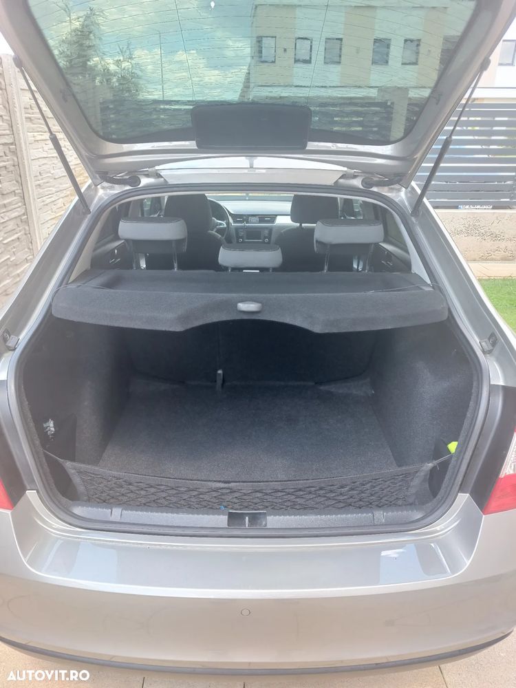 Skoda RAPID 1.2 TSI Ambition - 11