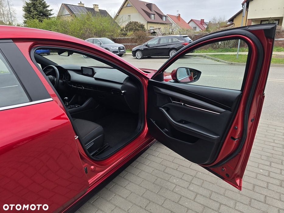 Mazda 3 e-SKYACTIV-G 2.0 M HYBRID - 37