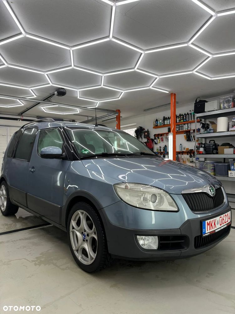 Skoda Roomster 1.4 16V Scout PLUS EDITION - 1